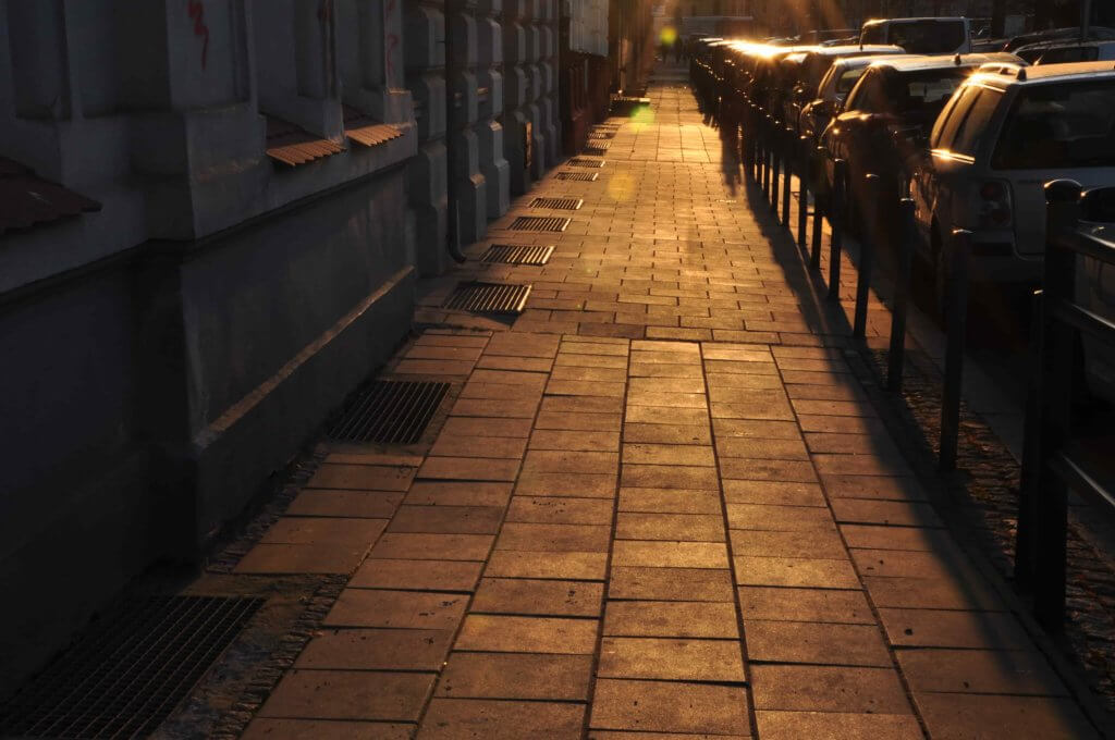 Poezja współczesna. Pismo literackie i wydawnictwo.