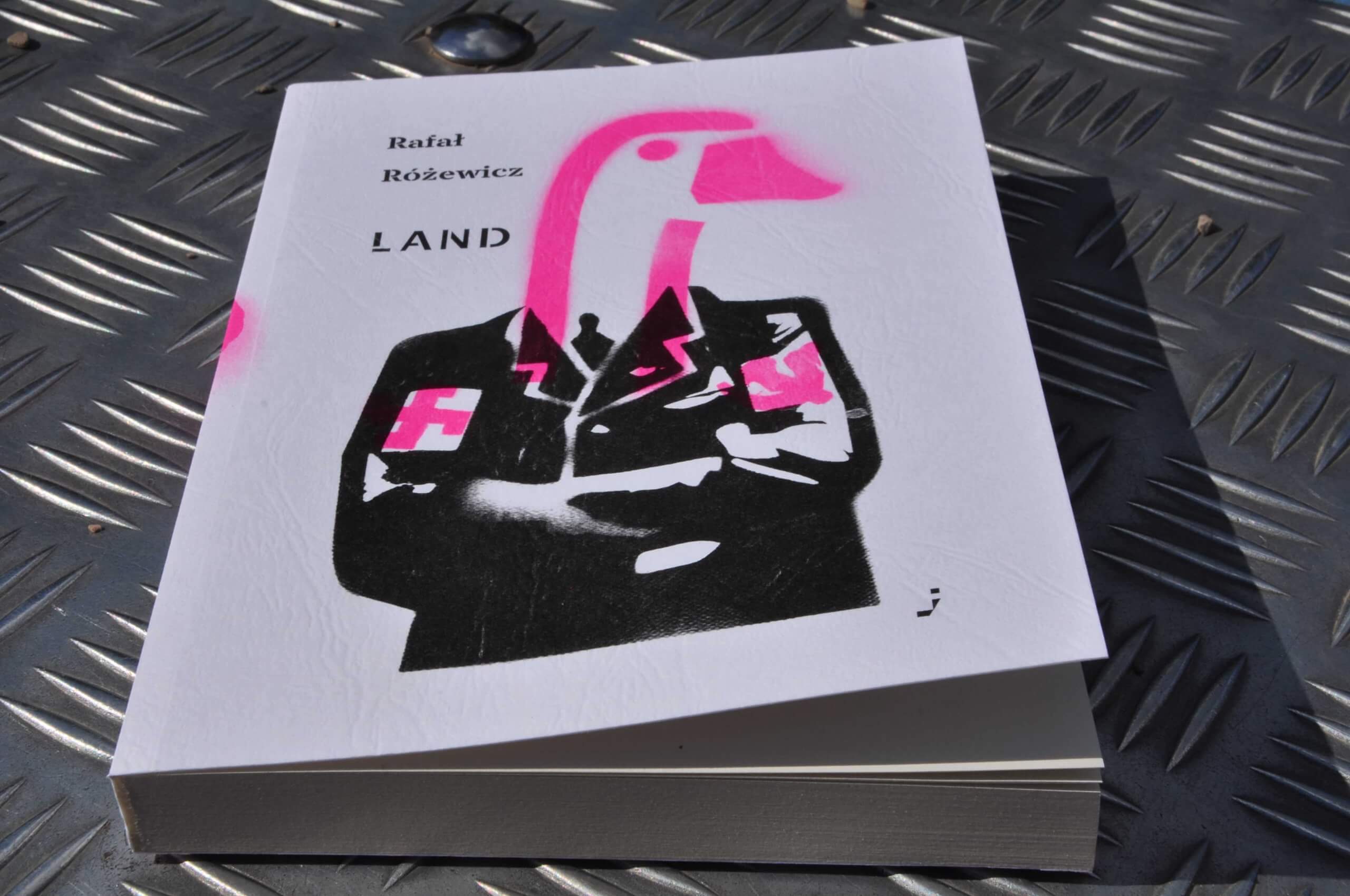 "Land". Rafał Różewicz.