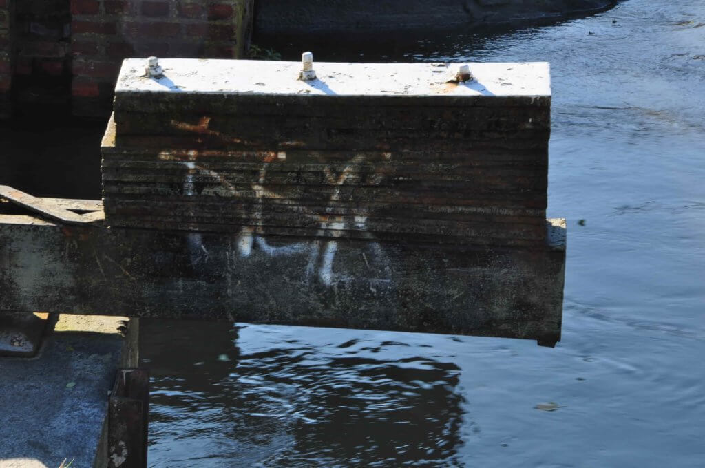 Poezja współczesna. Pismo literackie i wydawnictwo.