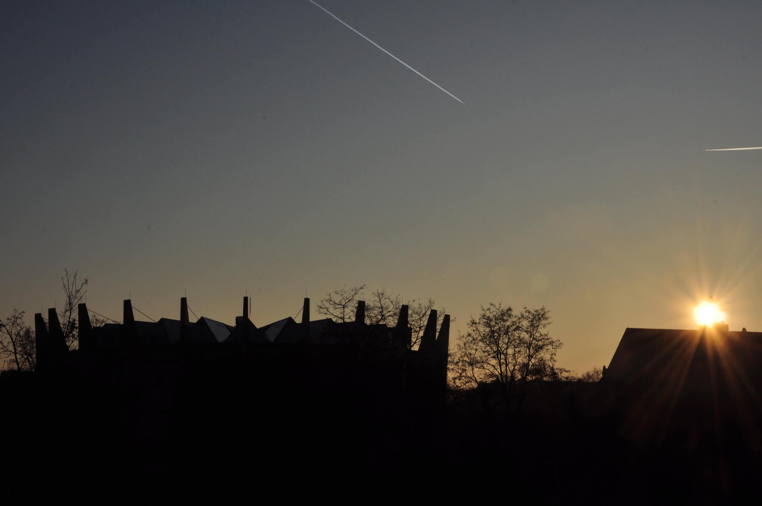 Poezja współczesna. Pismo literackie i wydawnictwo.