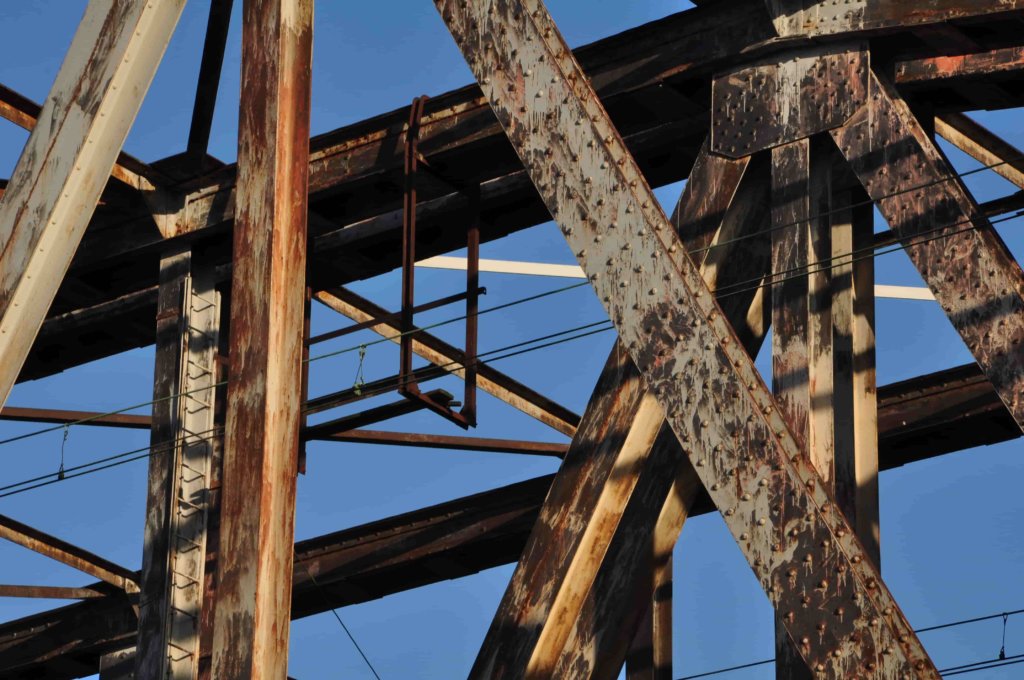 Poezja współczesna. Pismo literackie i wydawnictwo.