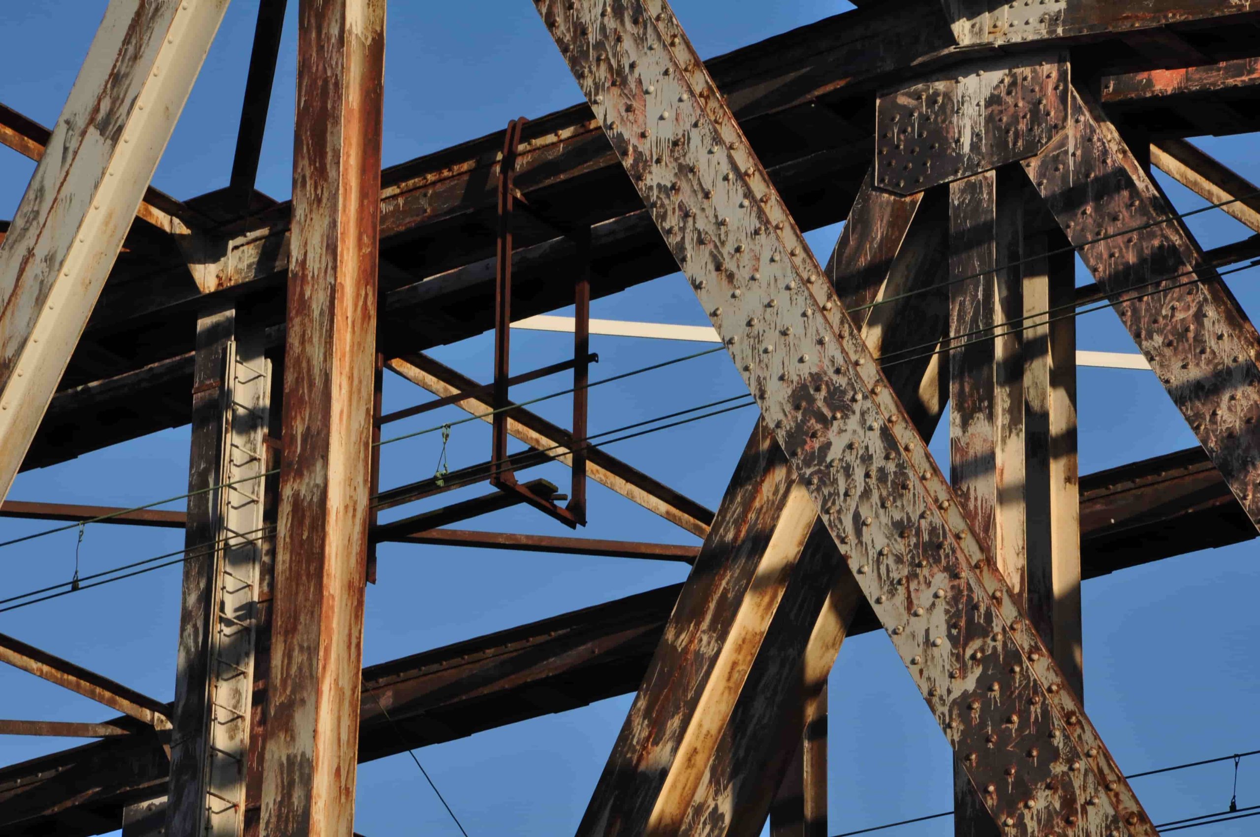 Poezja współczesna. Pismo literackie i wydawnictwo.